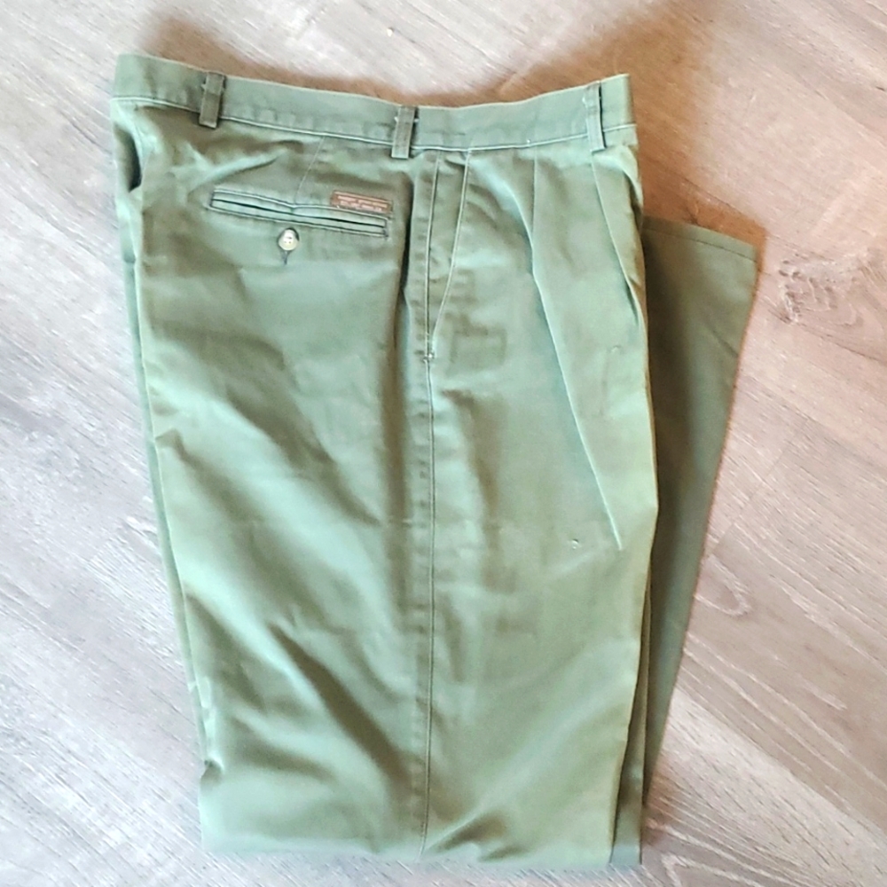 Hagger Men dress pants Olive 36 x 30